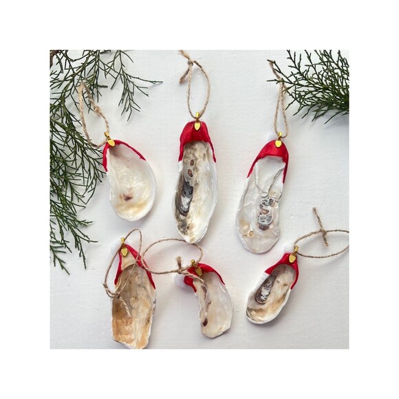 NWT Hand Painted Santa Claus Oyster Shell Ornaments - Set of 6 - Picture 4 of 4